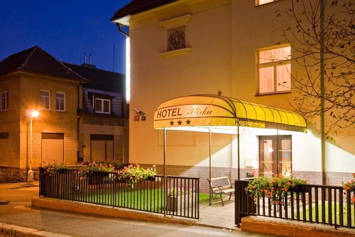 Hotel Stirka Praga Esterno foto