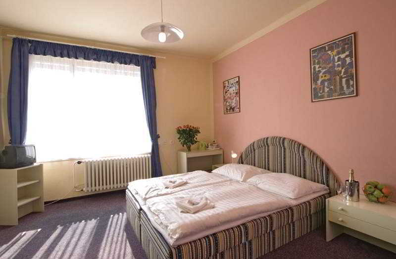 Hotel Stirka Praga Camera foto