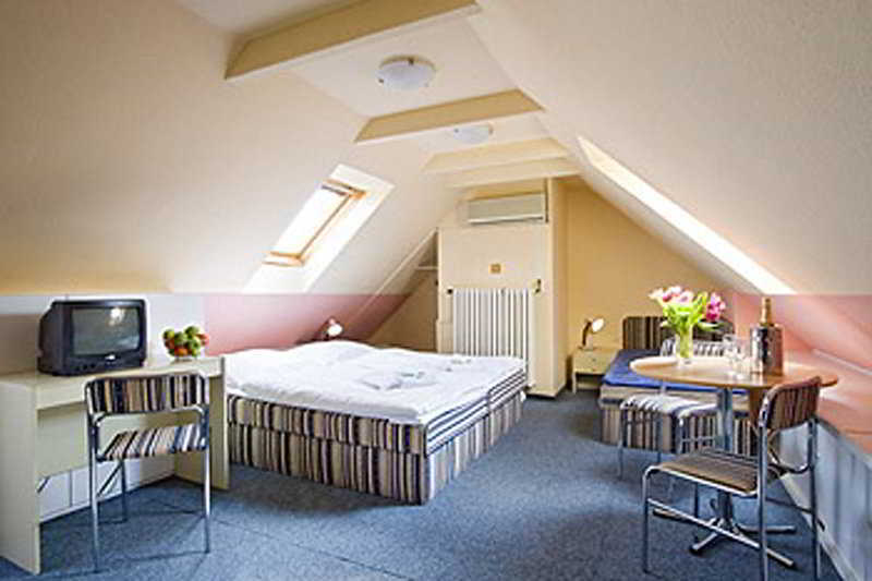 Hotel Stirka Praga Camera foto